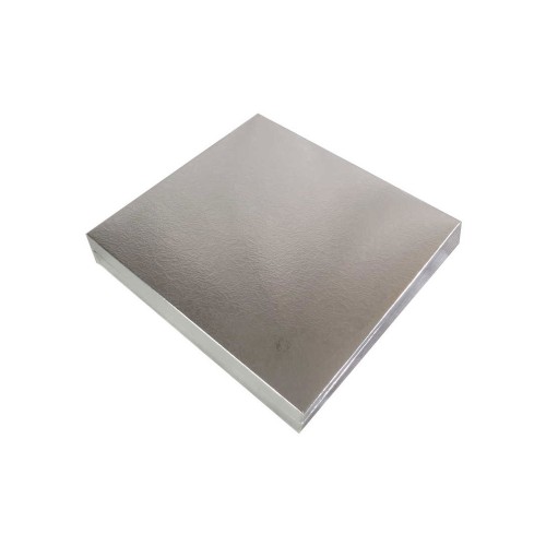 Karton Çikolata Kutusu 16'lı Separatörlü 23.5 X 22.5 CM   Gümüş
