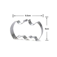 Kek Kurabiye Ve Pasta Kalıbı Metal Şekilli Batman 9.3X6 CM Kek Kurabiye Ve Pasta Kalıbı Metal Şekilli Batman 9.3X6 CM